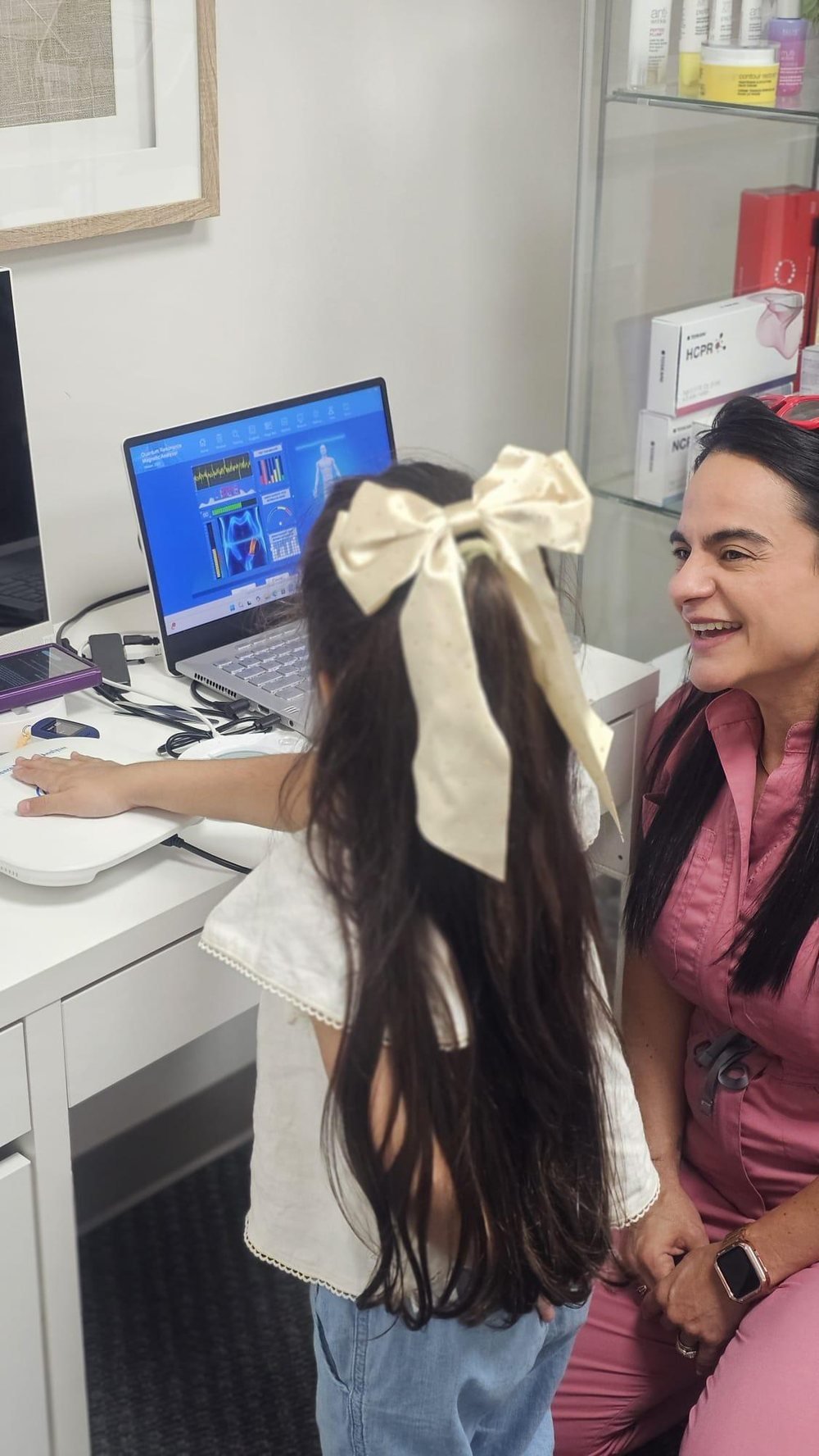 Medición con Oligoscan durante una consulta presencial